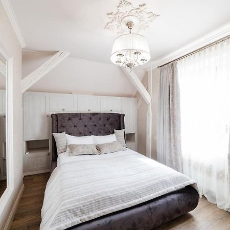 Lux Apartment On Duhnovicha Street .Free Parking. Uzhhorod Luaran gambar